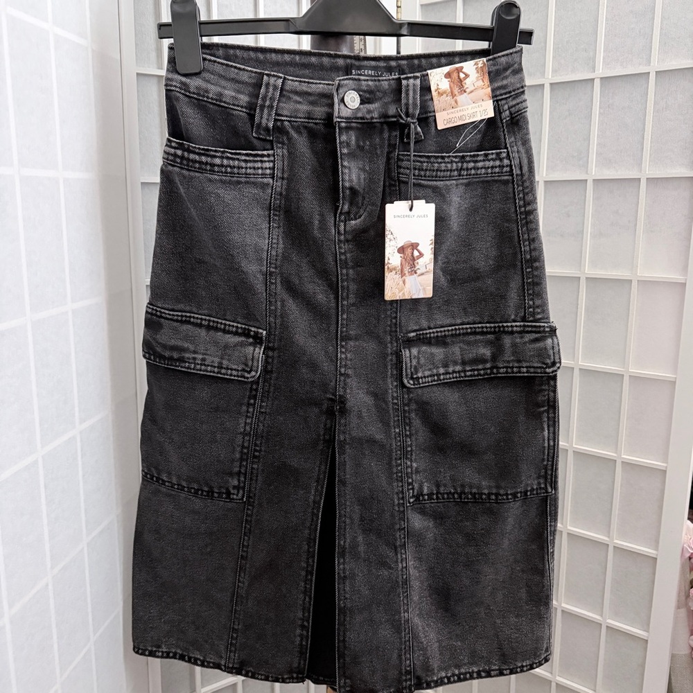Sincerely Jules Charcoal Cargo dark wash denim Midi Skirt